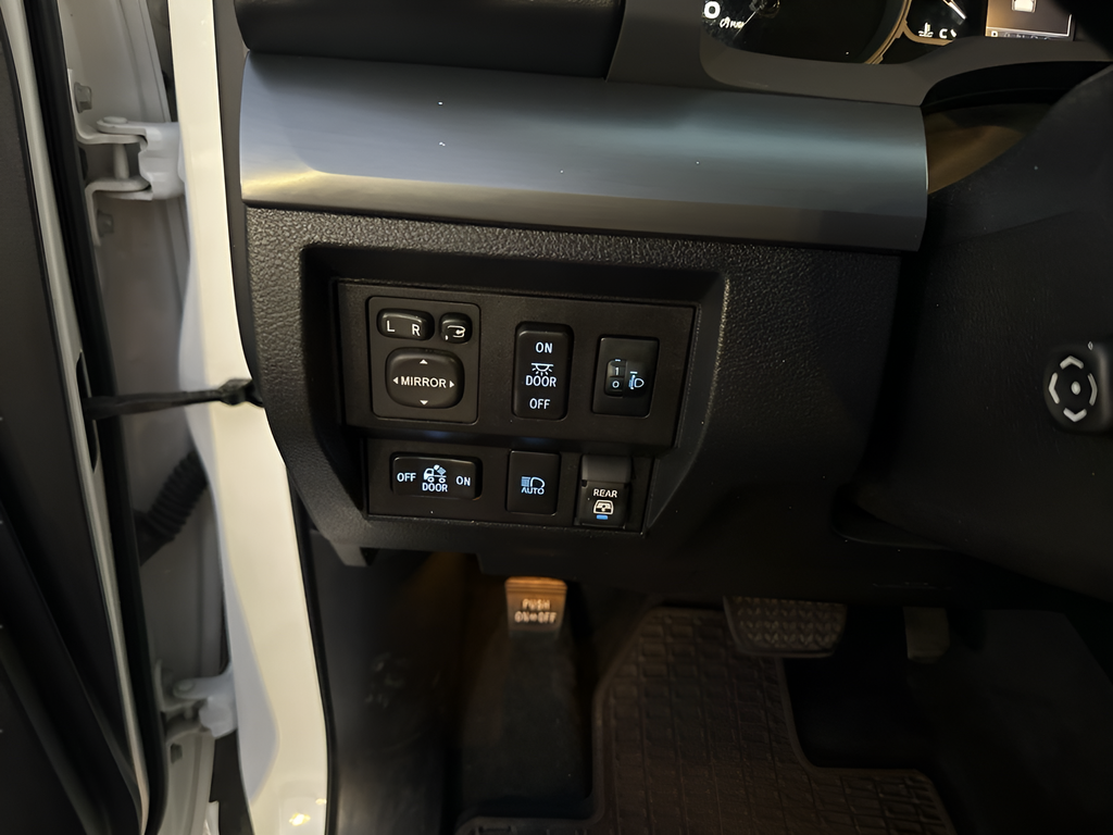 Used Car 2020 Toyota Tundra  Platinum For Sale Under $50,000 In Austin, Texas