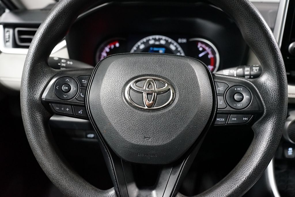 Thumbnail: 2023 Toyota RAV4 - 12