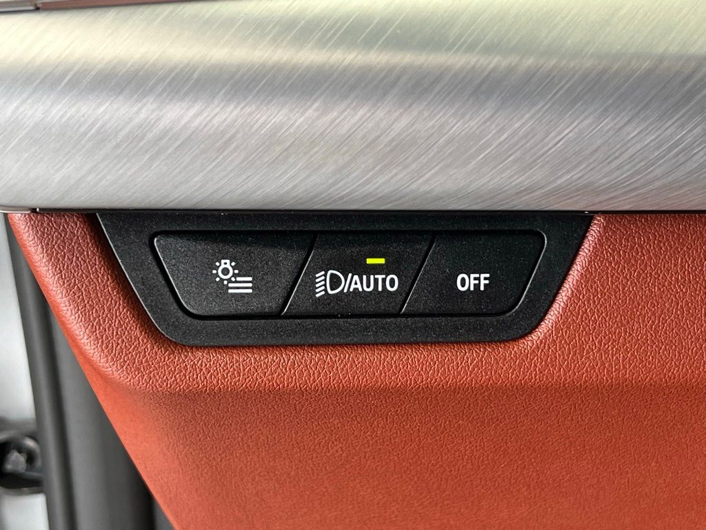 Thumbnail: 2026 BMW X1 - 19