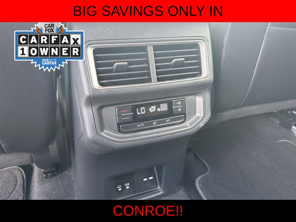 2024 Volkswagen Atlas 2.0T SE w/Technology Black at Don McGill Toyota