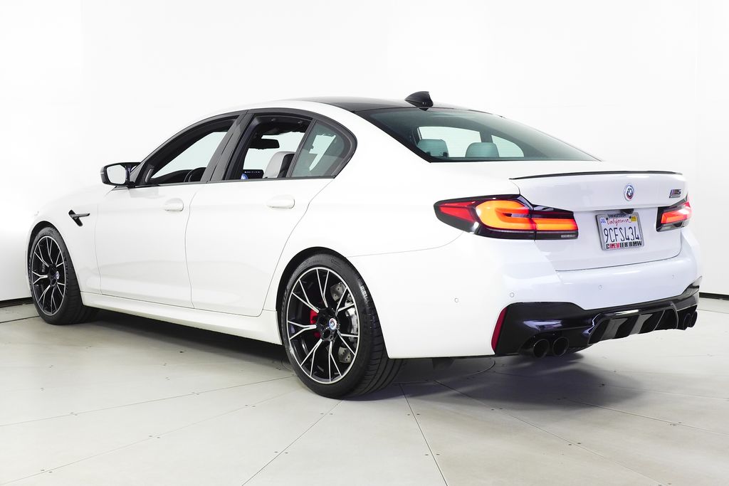 2022 BMW M5 Base 10