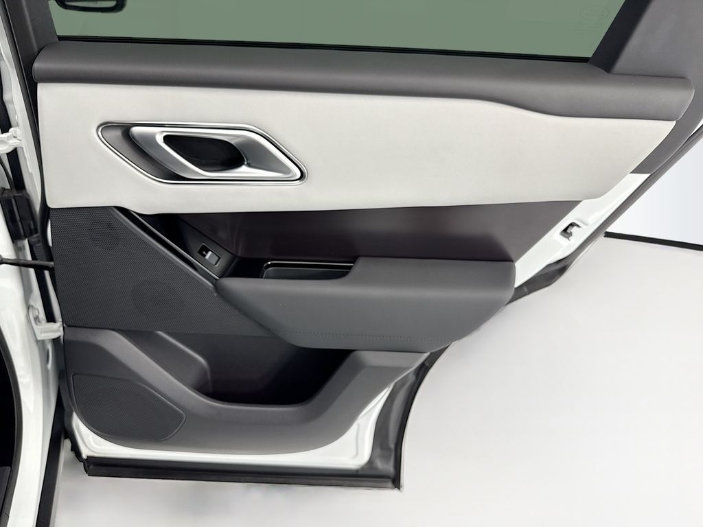 Thumbnail: 2026 Land Rover Range Rover Velar - 26