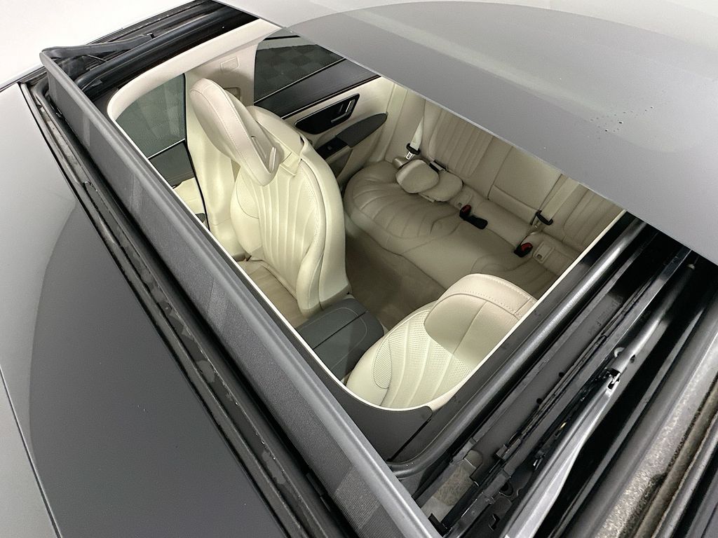 Thumbnail: 2022 Mercedes-Benz EQS - 22