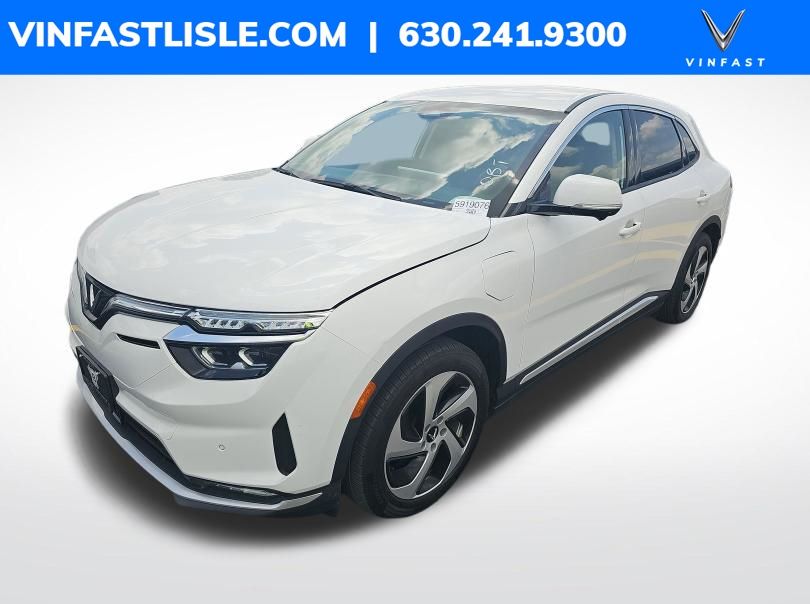 2024 VinFast VF8 Eco AWD