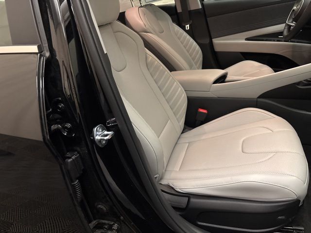 New 2025 Hyundai Elantra For Sale in Bedford, OH