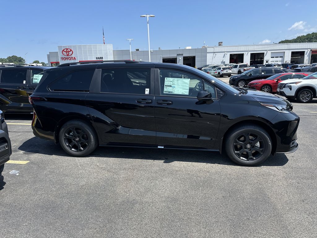 New 2026 Toyota Sienna Van