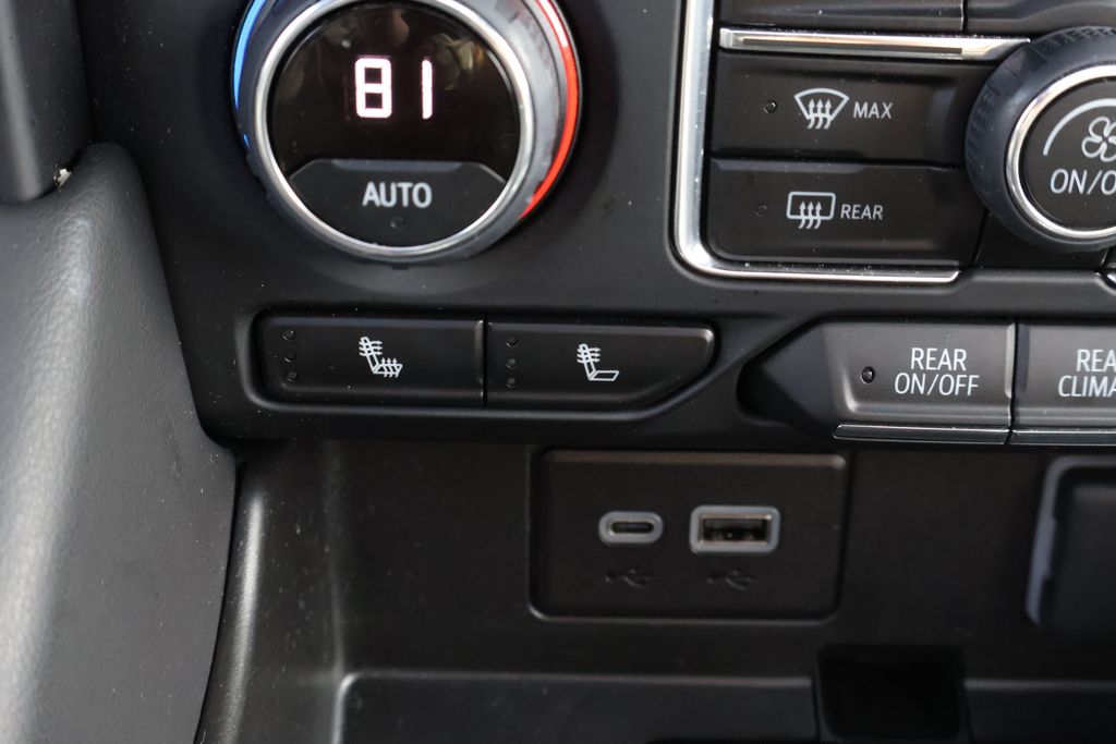 Thumbnail: 2023 Chevrolet Tahoe - 21