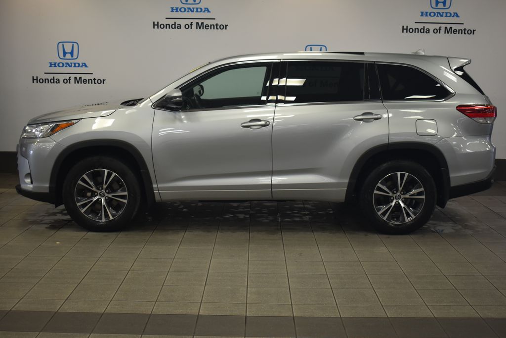 Thumbnail: 2018 Toyota Highlander - 4