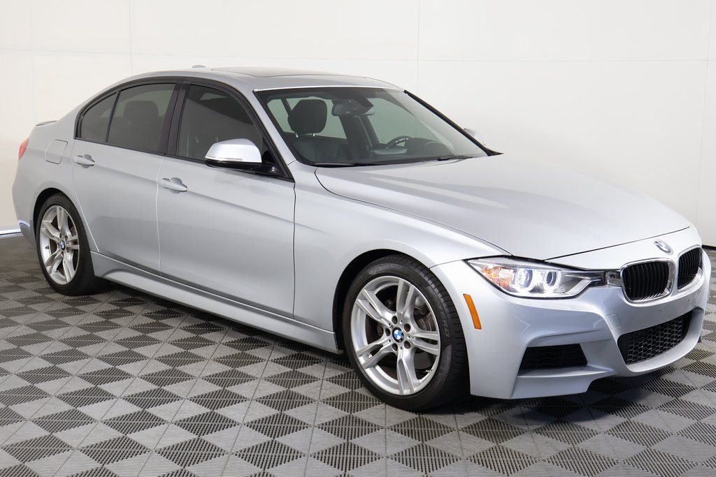 Thumbnail: 2013 BMW 3 Series - 3