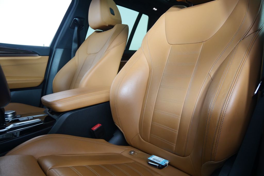 Thumbnail: 2021 BMW X3 - 10