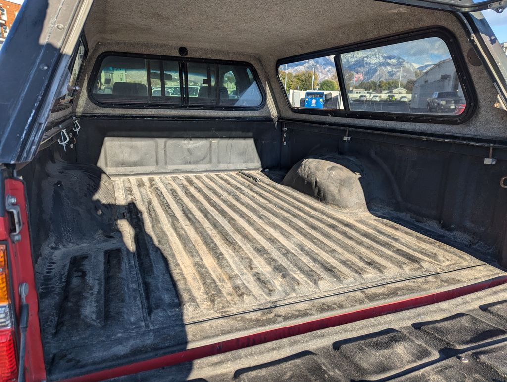 2004 Toyota Tacoma PreRunner 10