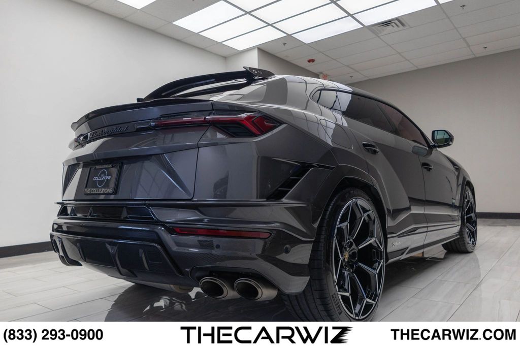 2023 Lamborghini Urus