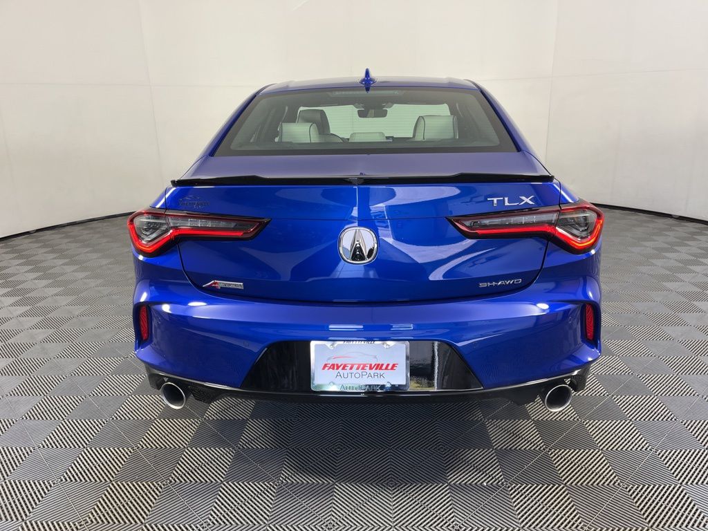 Thumbnail: 2025 Acura TLX - 4