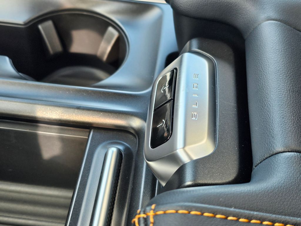 New 2026 White Ford Outer Banks image 31