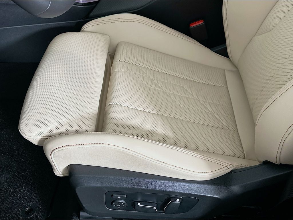 Thumbnail: 2026 BMW X3 - 21