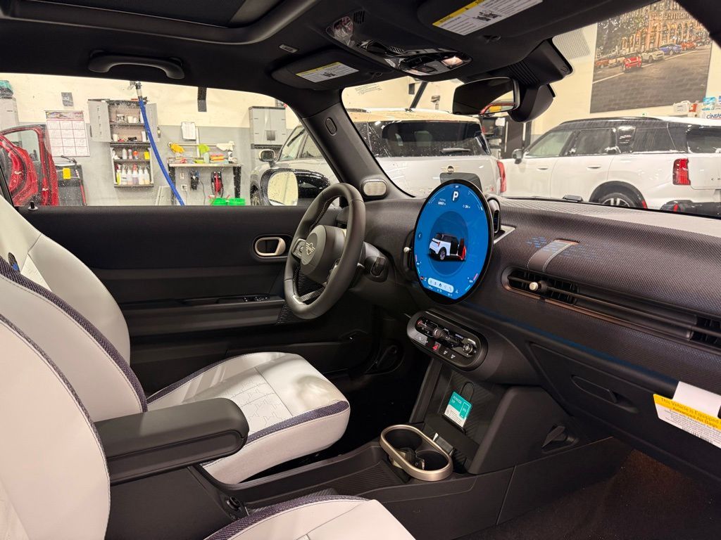 Thumbnail: 2026 MINI Cooper - 22