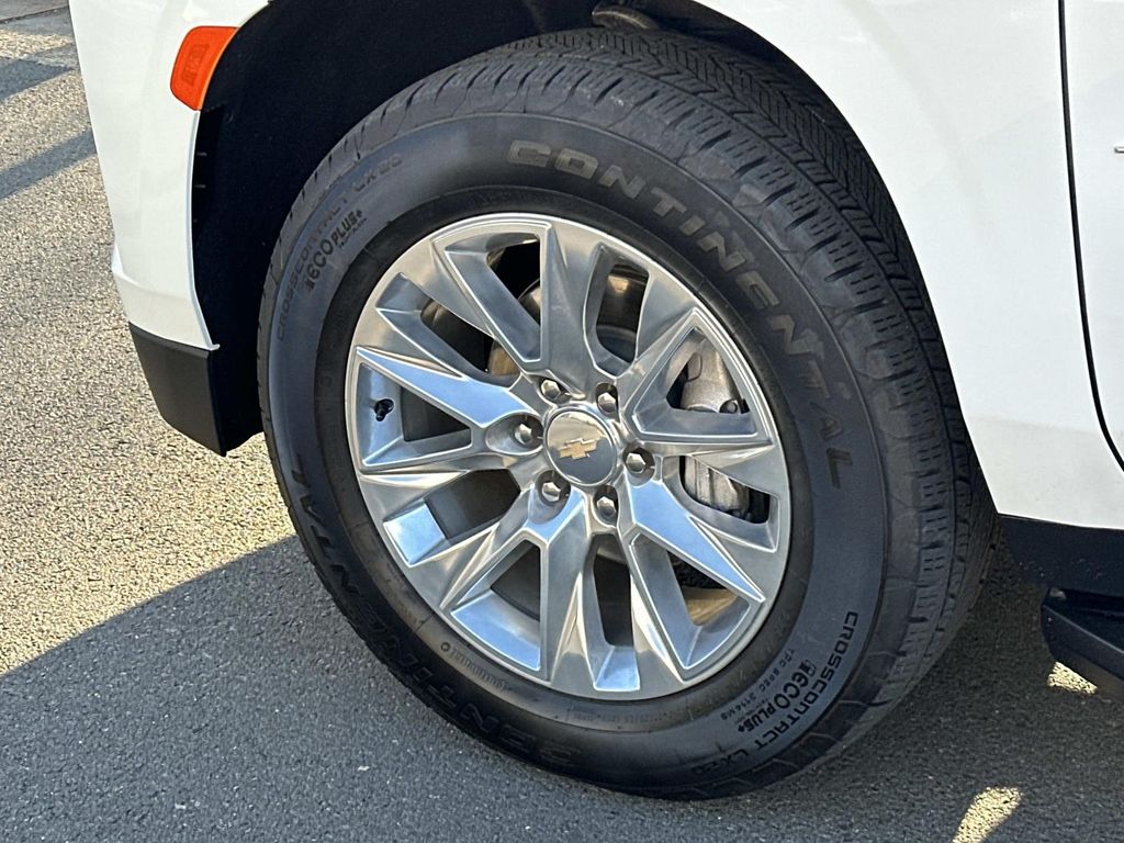 Thumbnail: 2024 Chevrolet Tahoe - 15