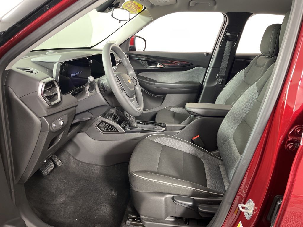 Thumbnail: 2025 Chevrolet TrailBlazer - 20