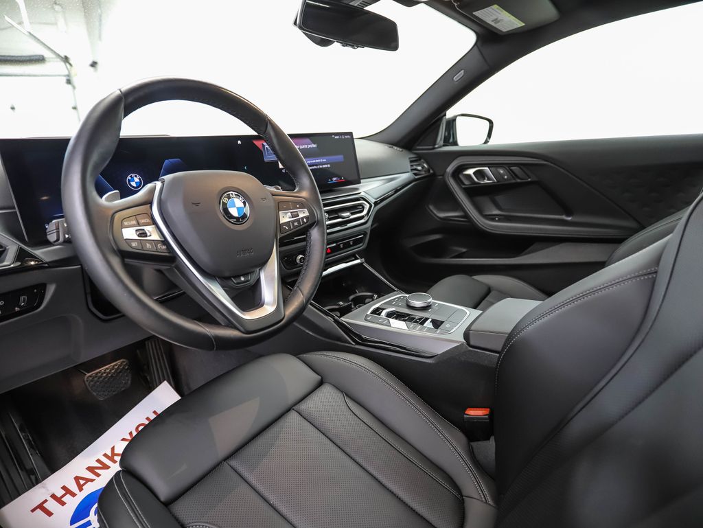 Thumbnail: 2024 BMW 2 Series - 10