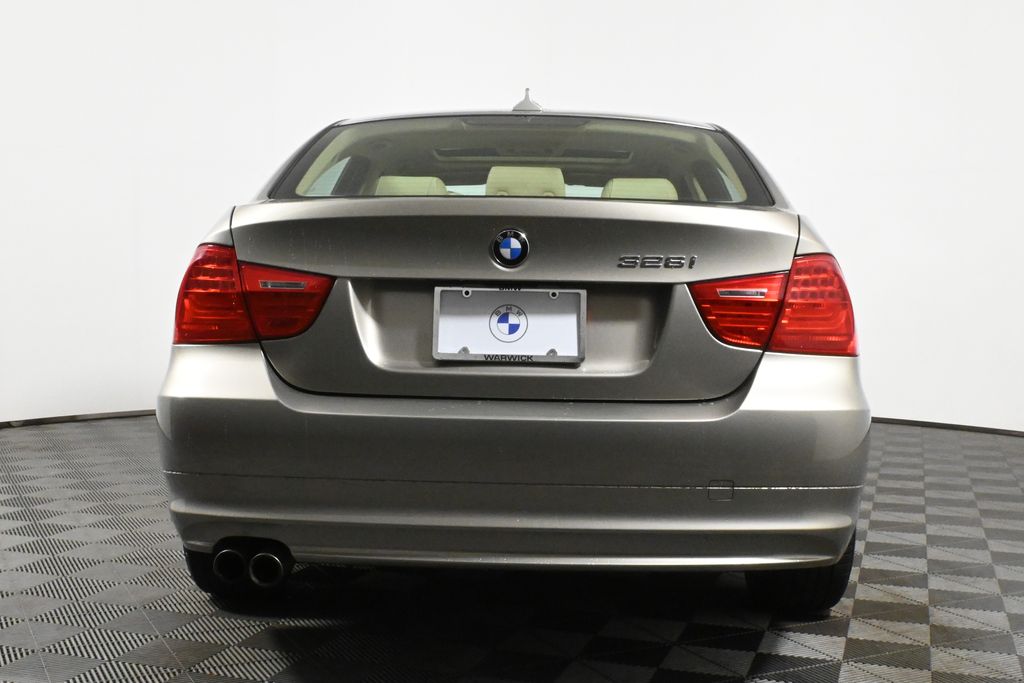 2009 BMW 3 Series 328i xDrive 6