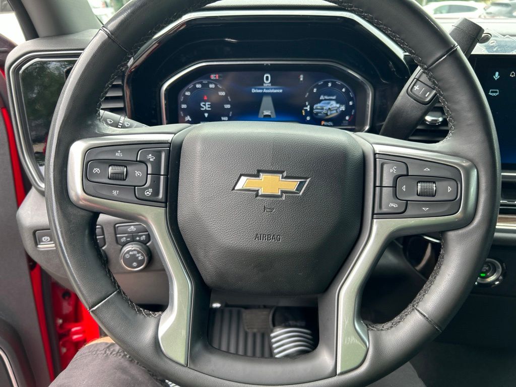 Used 2024 Red Chevrolet LT image 11