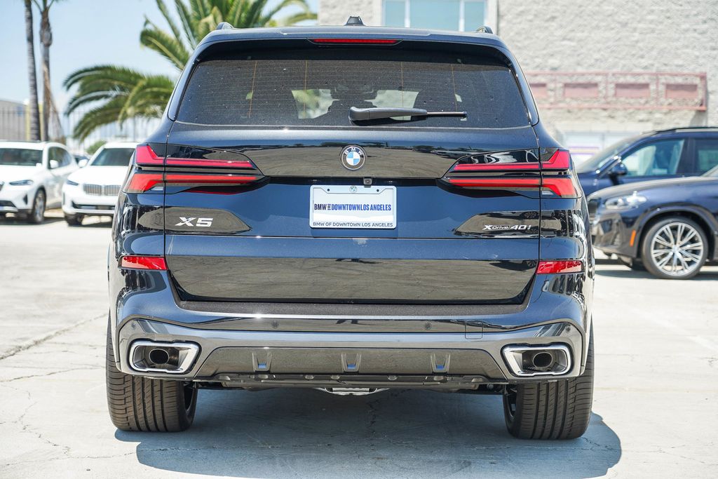 2025 BMW X5 xDrive40i 7