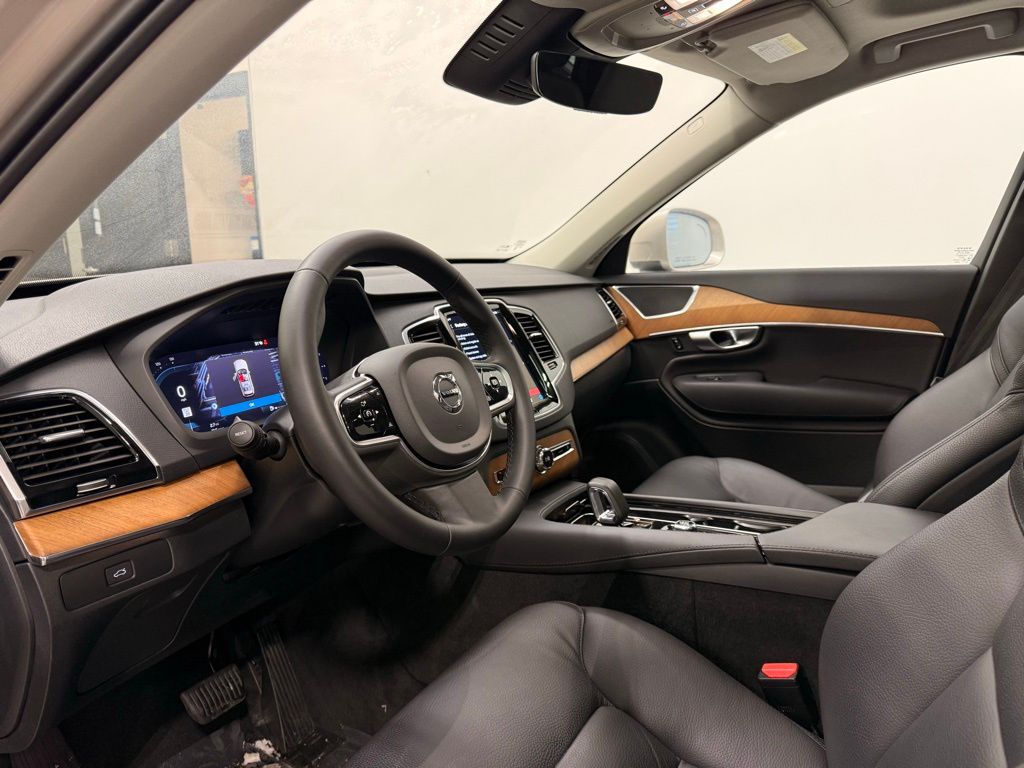 Thumbnail: 2024 Volvo XC90 - 11