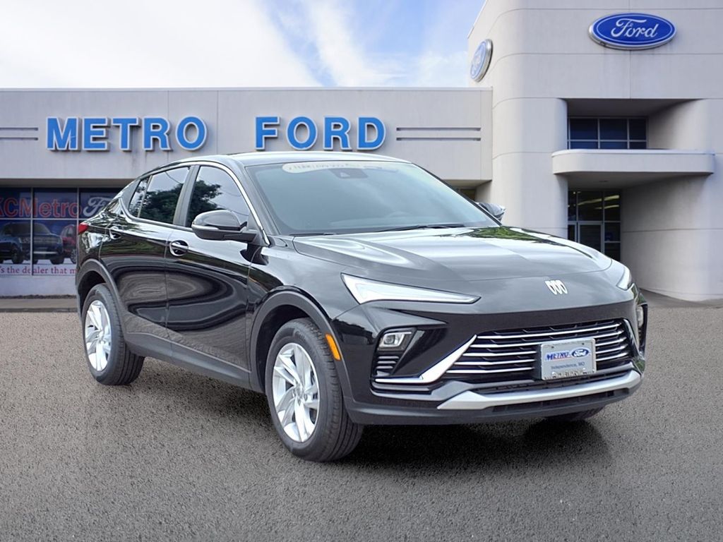 Black (Ebony Twilight Metallic) 2025 Buick Envista SUV / Crossover Front-Wheel Drive 6-Speed Automatic