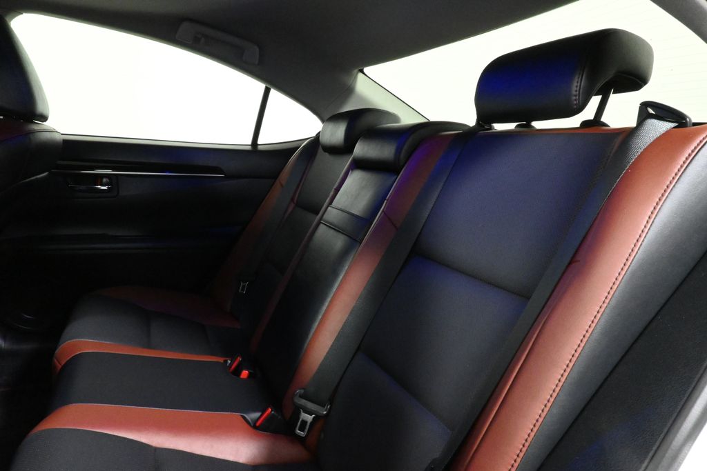 2015 Lexus ES 350 5