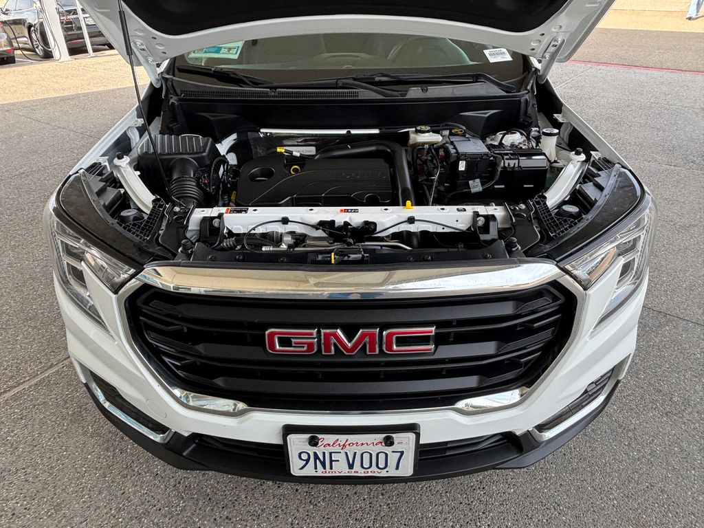Thumbnail: 2024 GMC Terrain - 29