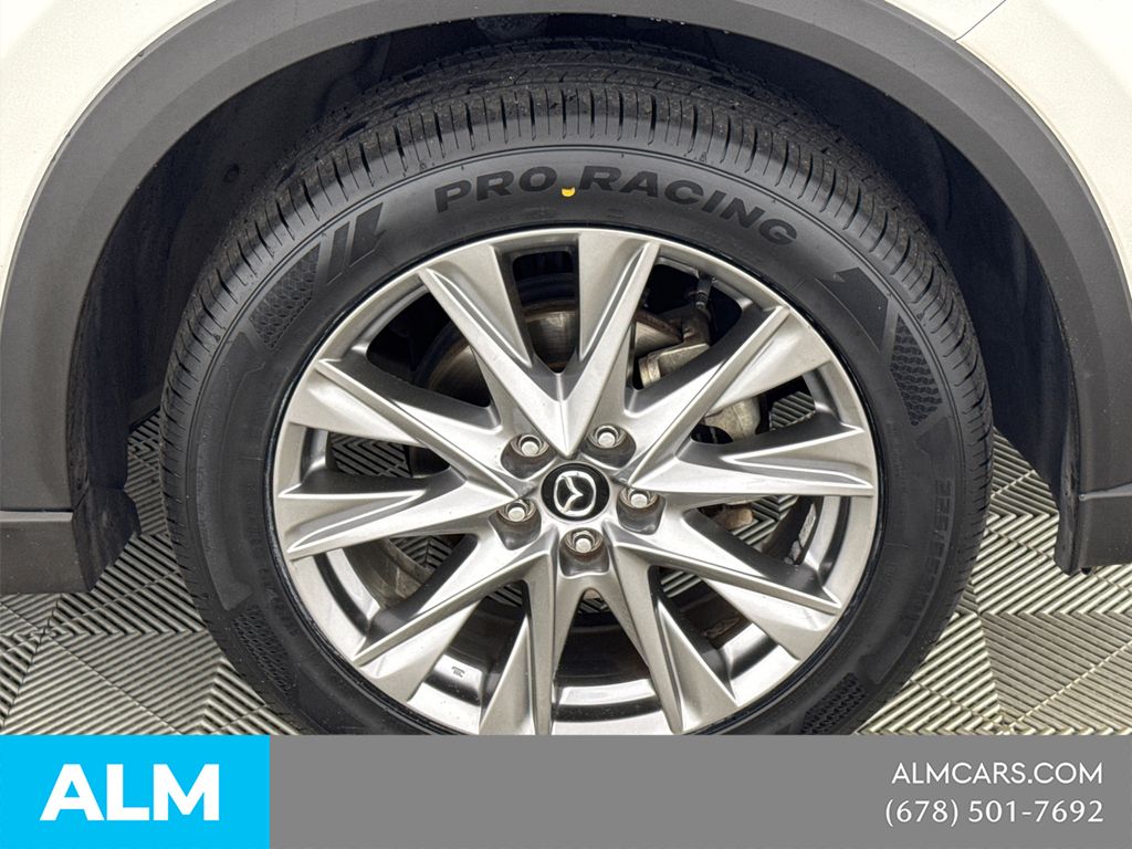 Used 2021 White Mazda Grand Touring image 16