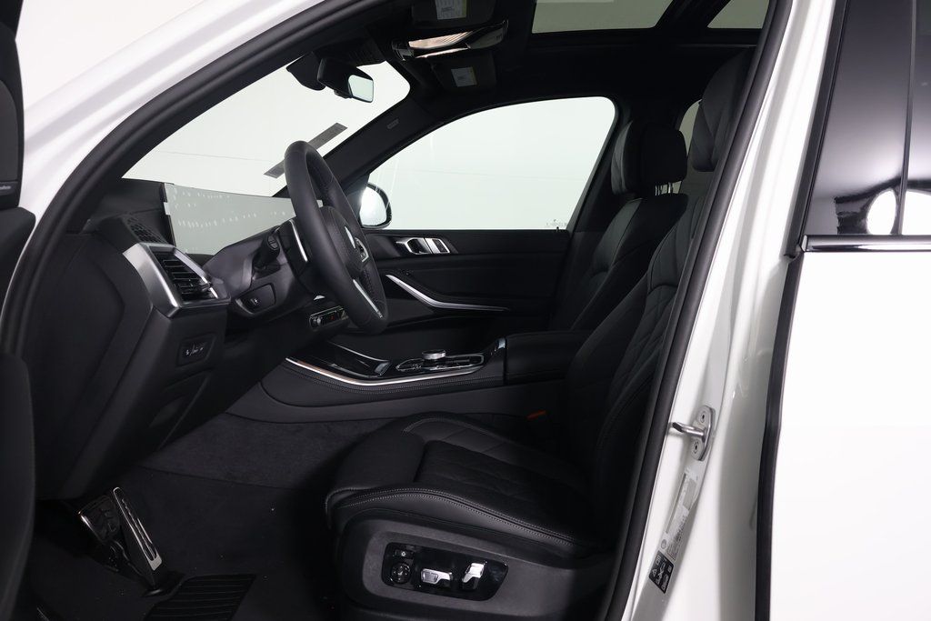 2025 BMW X5 xDrive40i 5