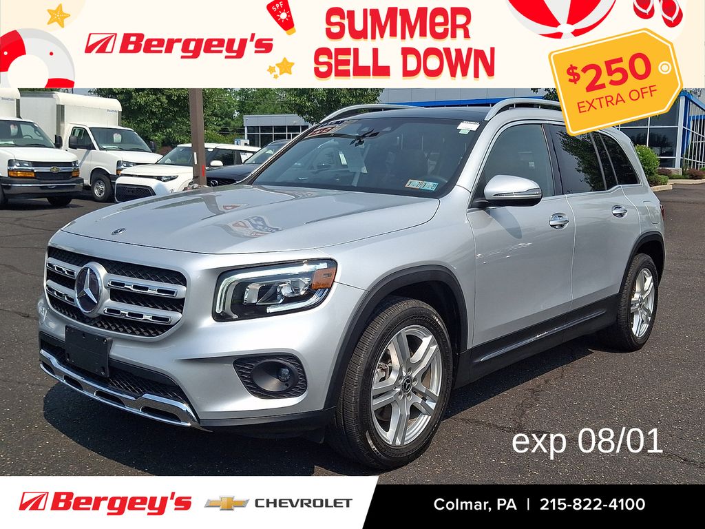 Silver 2021 Mercedes-Benz GLB SUV / Crossover All-Wheel Drive 8-Speed Automatic