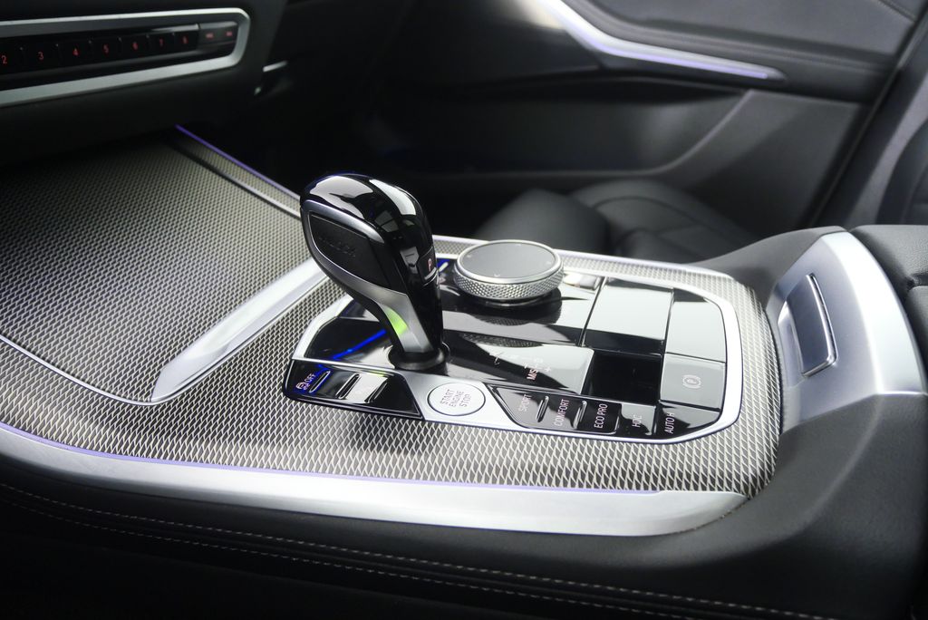 Thumbnail: 2023 BMW X5 - 23