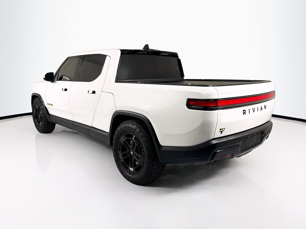 Thumbnail: 2023 Rivian R1T - 7