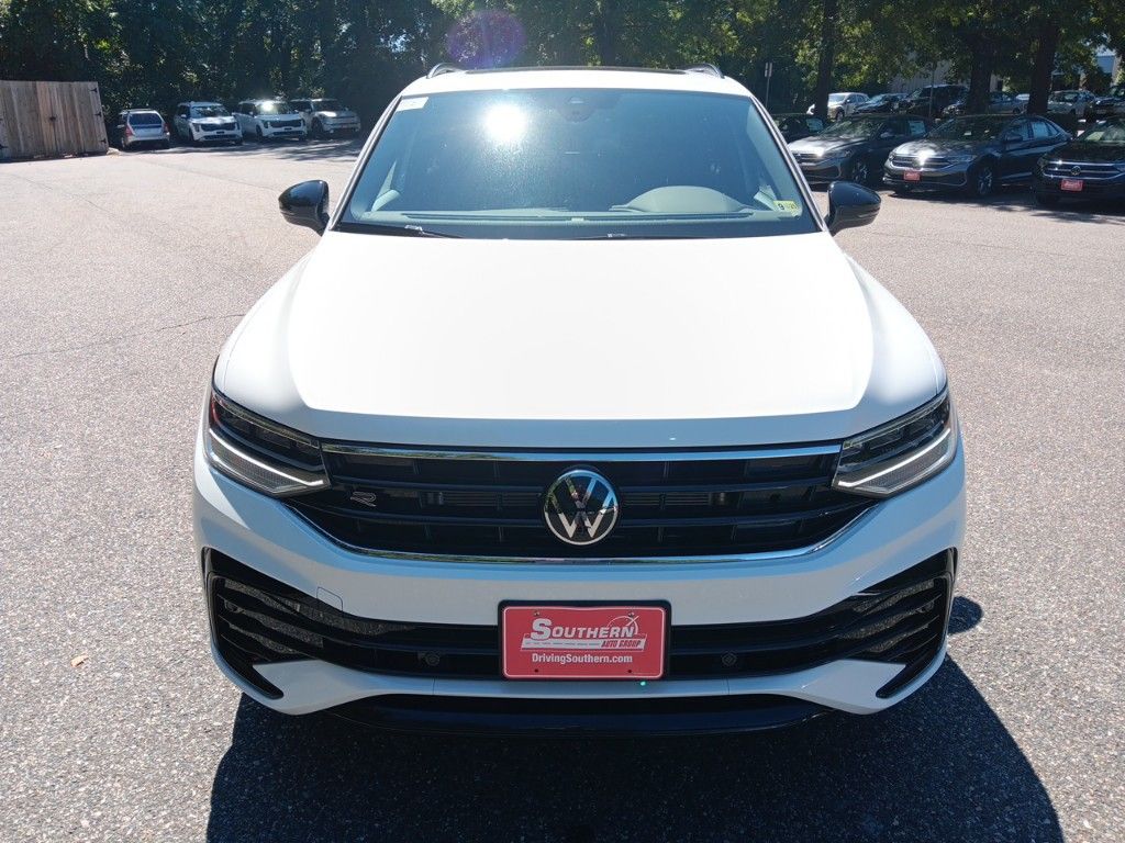 2024 Volkswagen Tiguan 2.0T SE R-Line Black 8