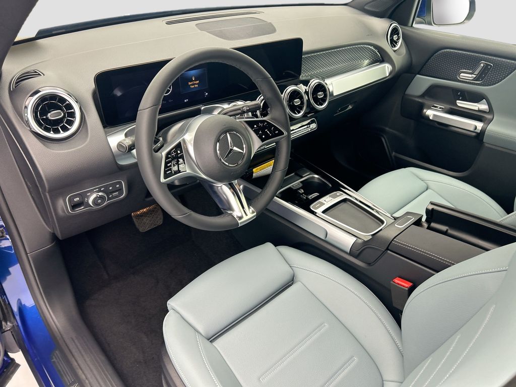 Thumbnail: 2026 Mercedes-Benz GLB - 9