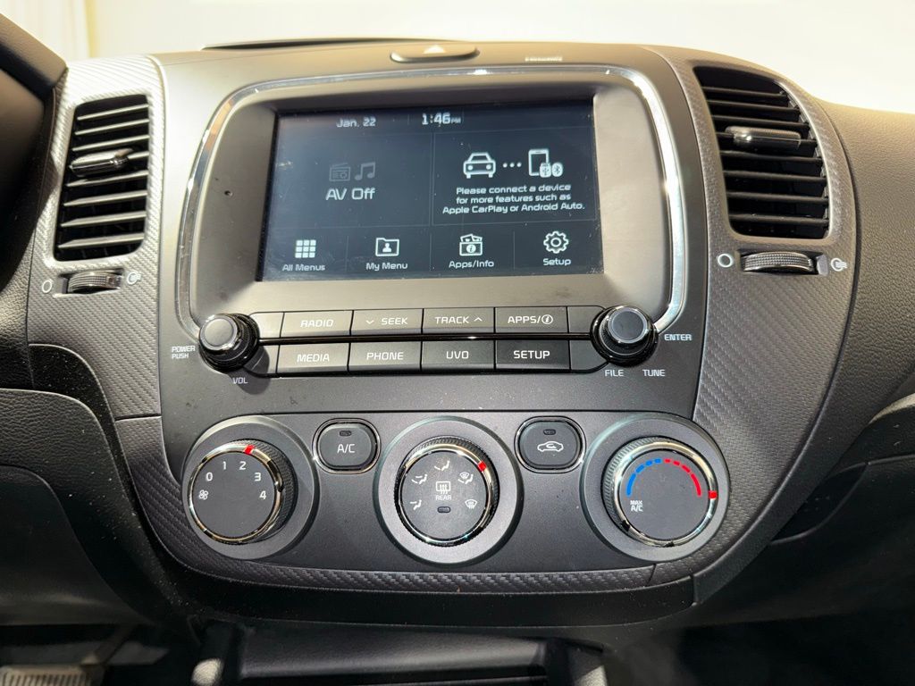 Thumbnail: 2017 Kia Forte - 24