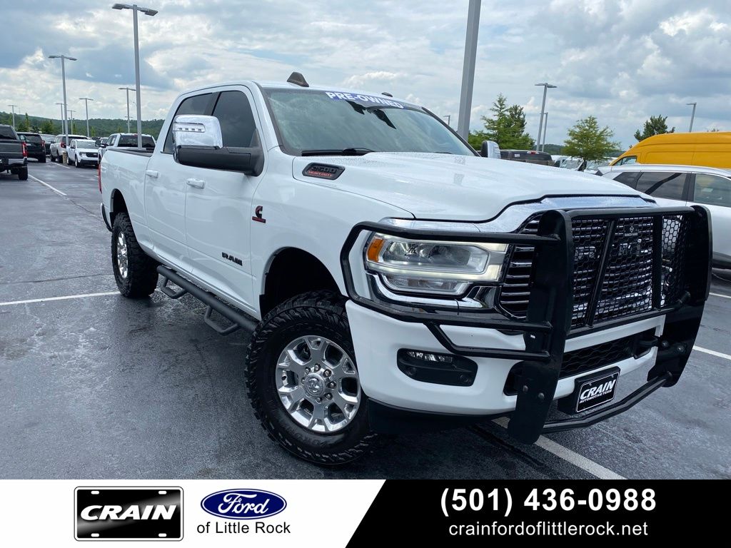 Bright White Clearcoat 2024 RAM 2500 Laramie Crew Cab 4WD Pickup Truck Four-Wheel Drive 6-Speed Automatic