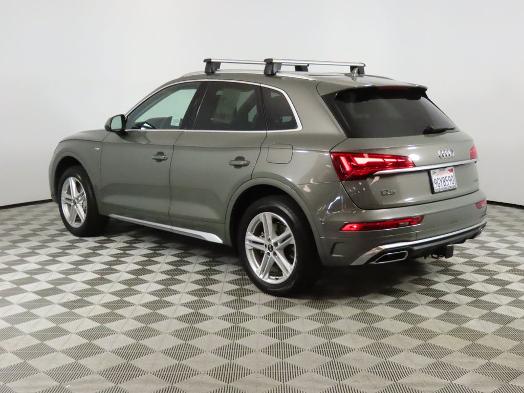 Thumbnail: 2023 Audi Q5 - 3
