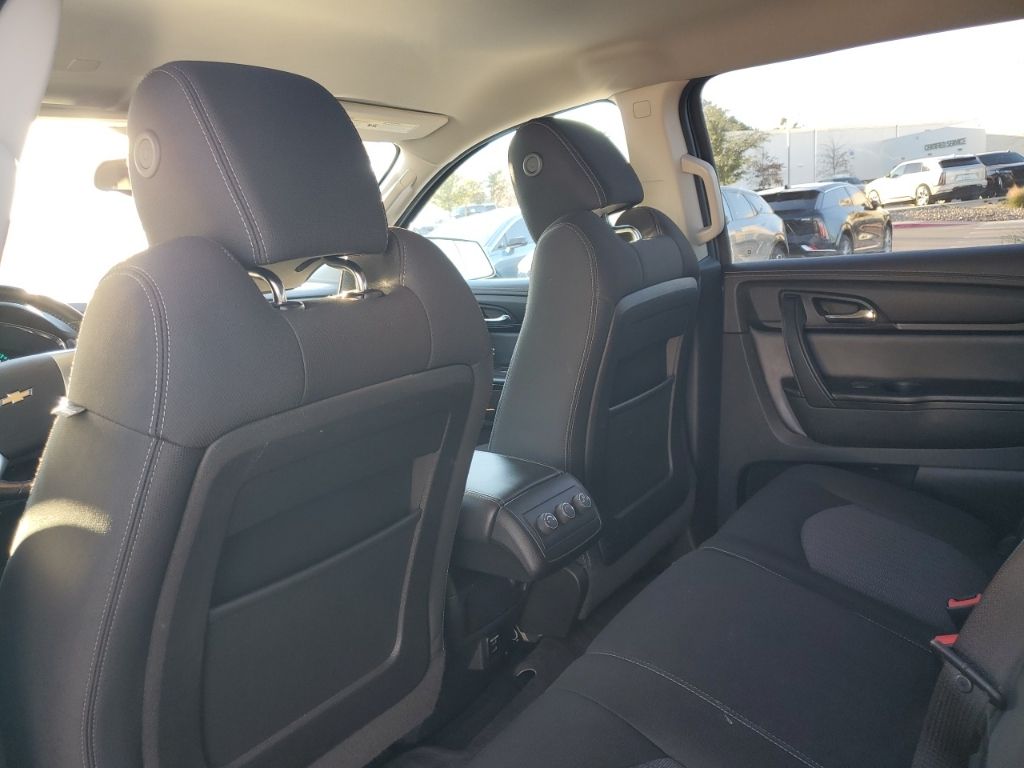 Used Car 2016 Chevrolet Traverse  Lt For Sale Under $15,000 In Austin, Texas
