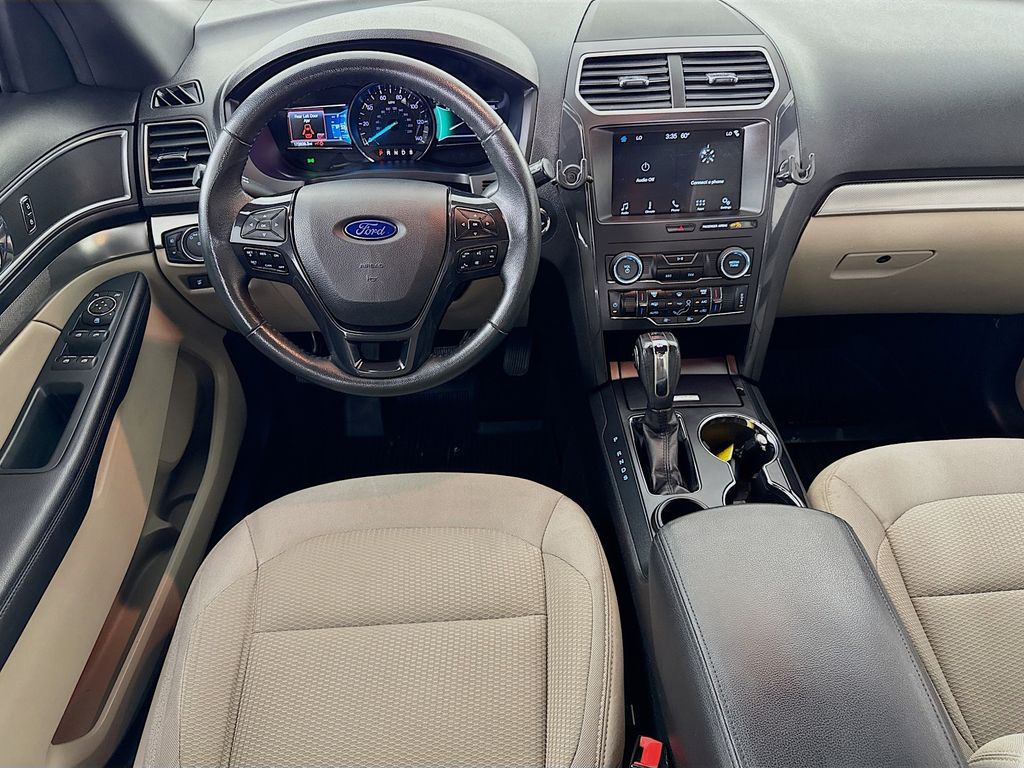Used Car 2018 Ford Explorer  Xlt For Sale Under $12,000 In Austin, Texas
