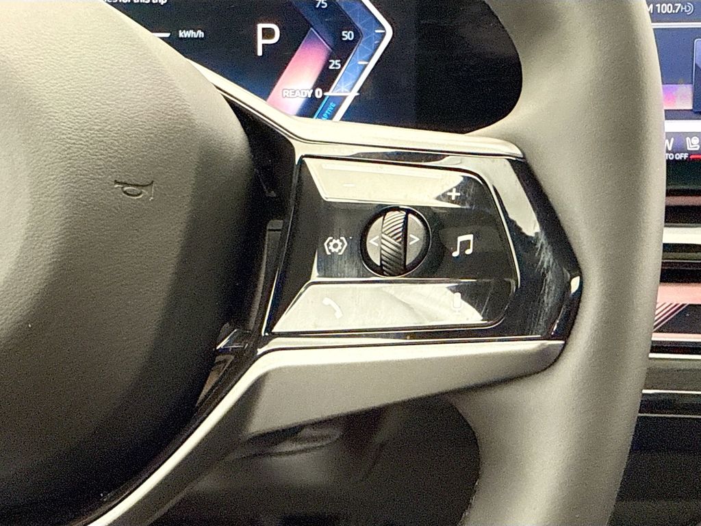 Thumbnail: 2026 BMW i5 - 12