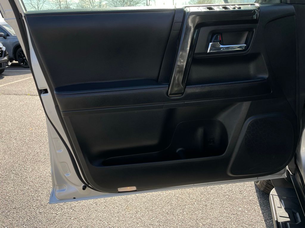 Thumbnail: 2024 Toyota 4Runner - 24