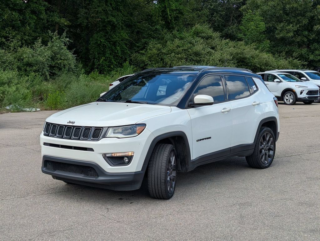 White Clearcoat 2020 Jeep Compass SUV / Crossover Four-Wheel Drive 9-Speed Automatic