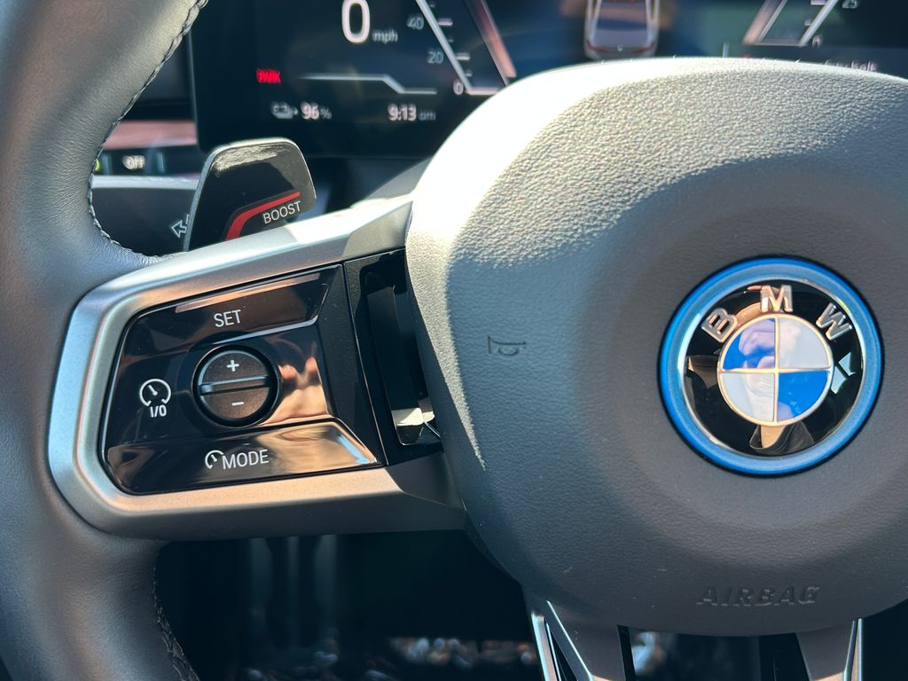 2024 BMW i5 eDrive40 19