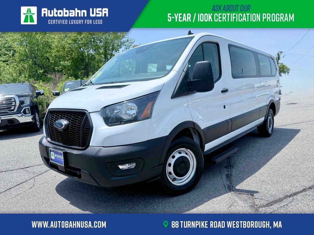 Oxford White 2022 Ford Transit Passenger 350 XLT Low Roof LB RWD Van Rear-Wheel Drive