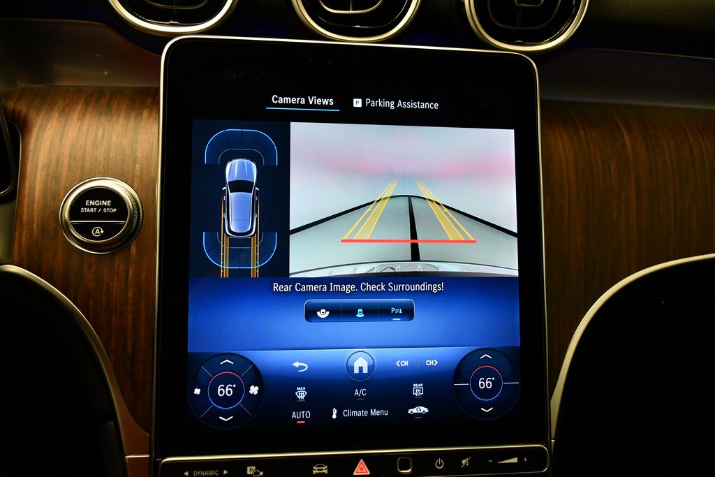 Thumbnail: 2025 Mercedes-Benz GLC - 26