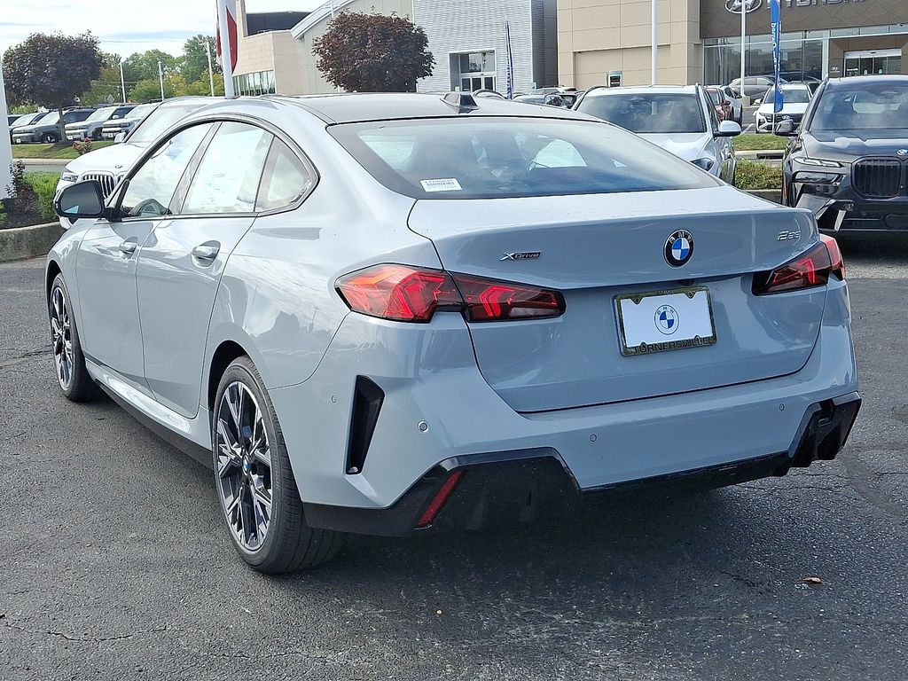 Thumbnail: 2026 BMW 2 Series - 3