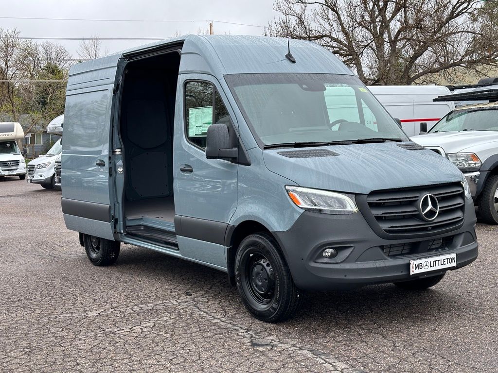 2024 Mercedes-Benz Sprinter 2500 Cargo 144 WB 23